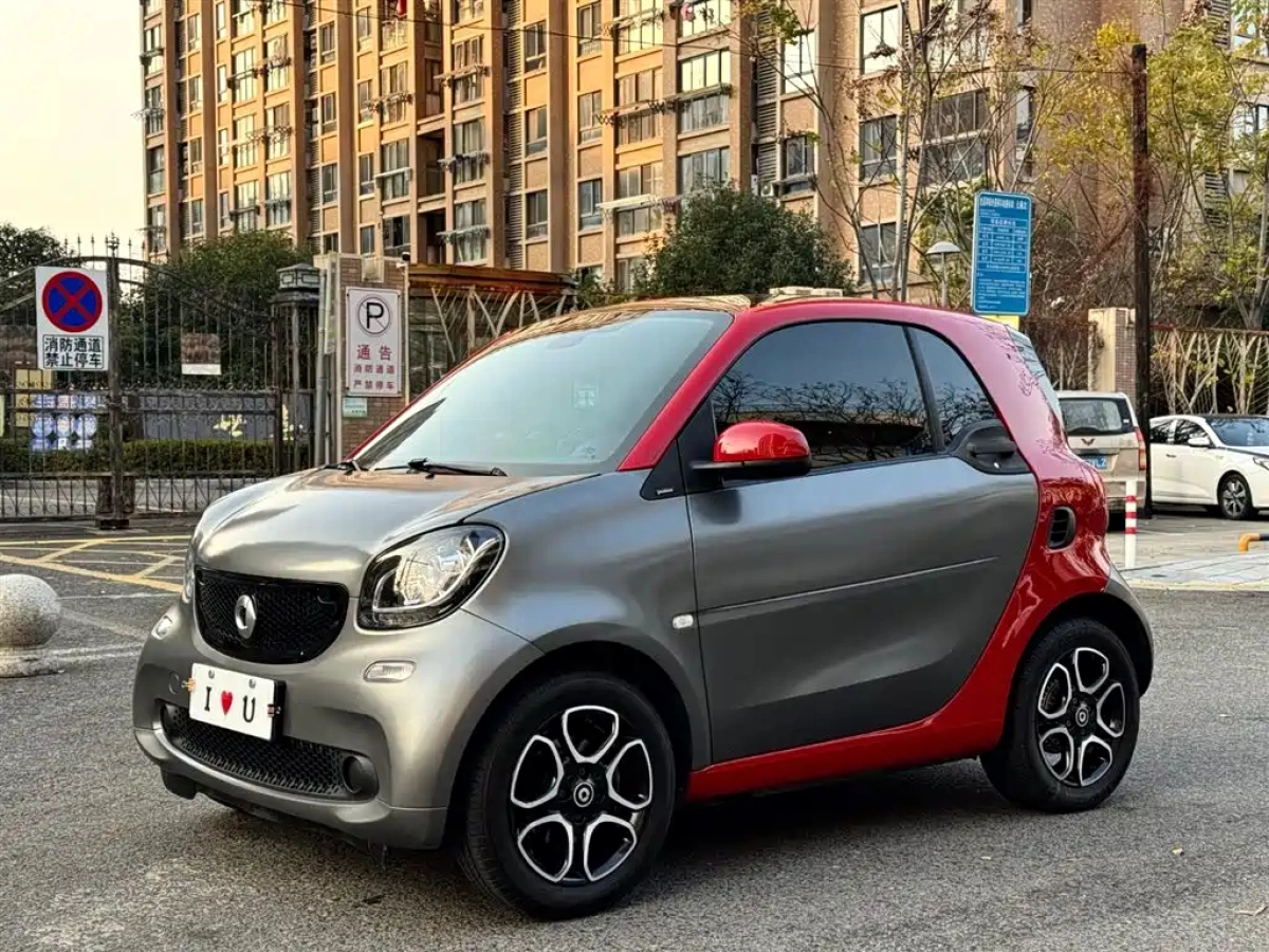 SMART FORTWO  2019