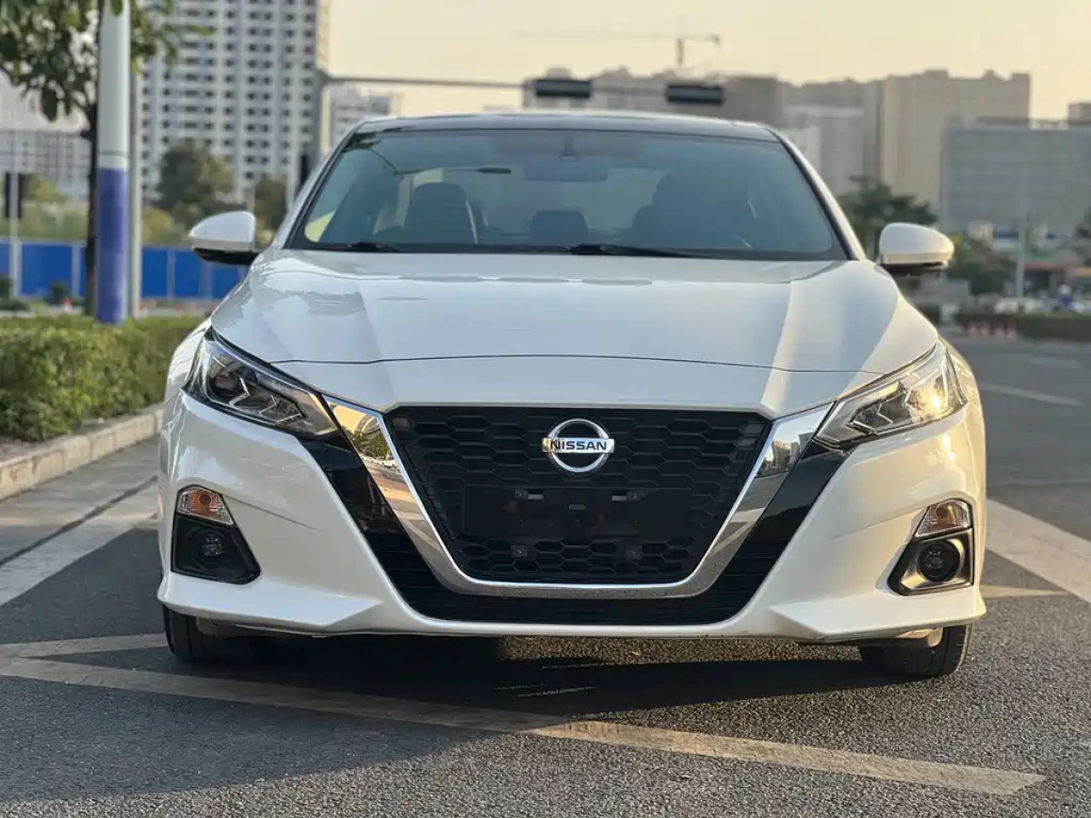 NISSAN TEANA  2020