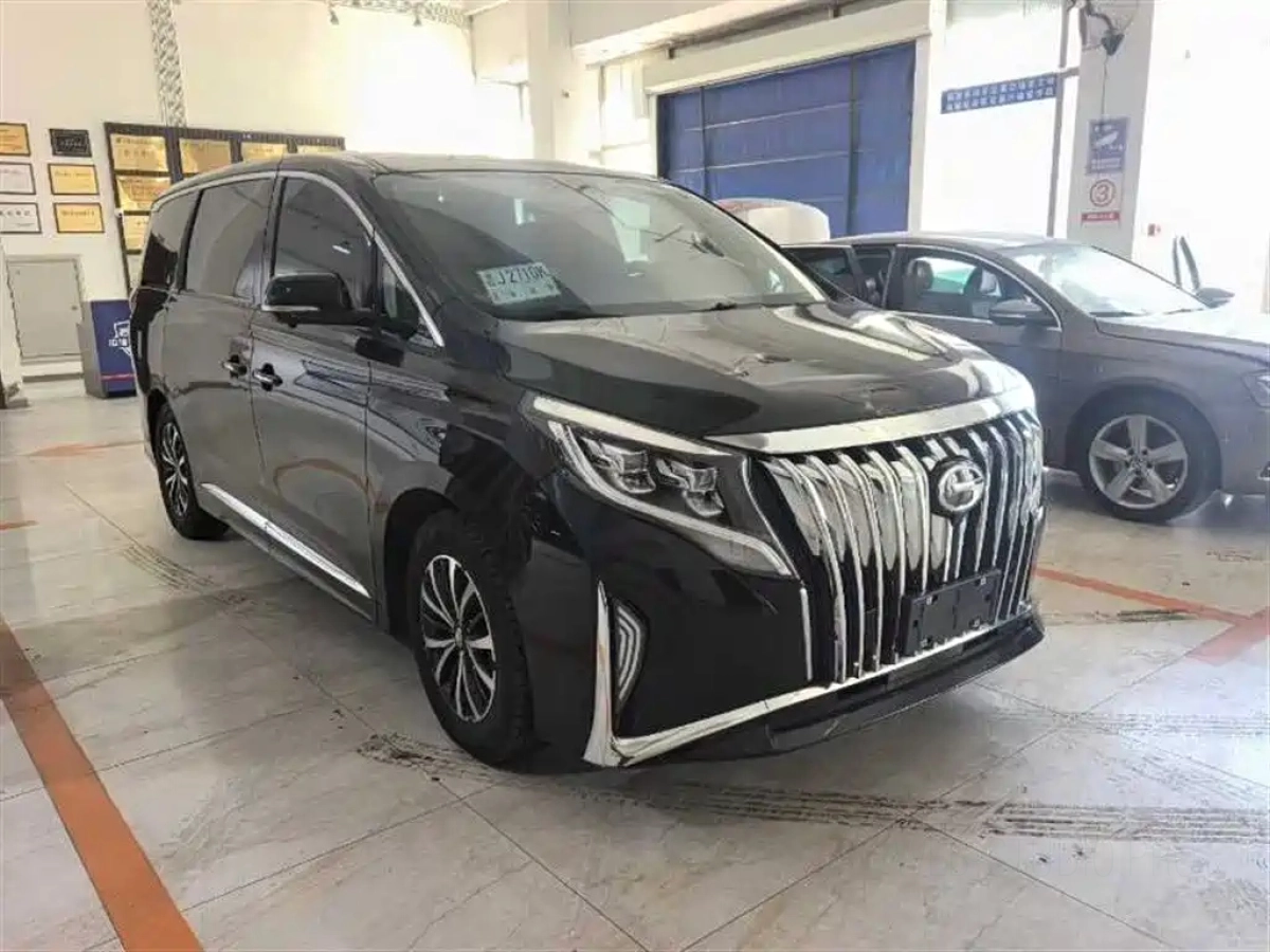 GAC TRUMPCHI TRUMPCHI M8