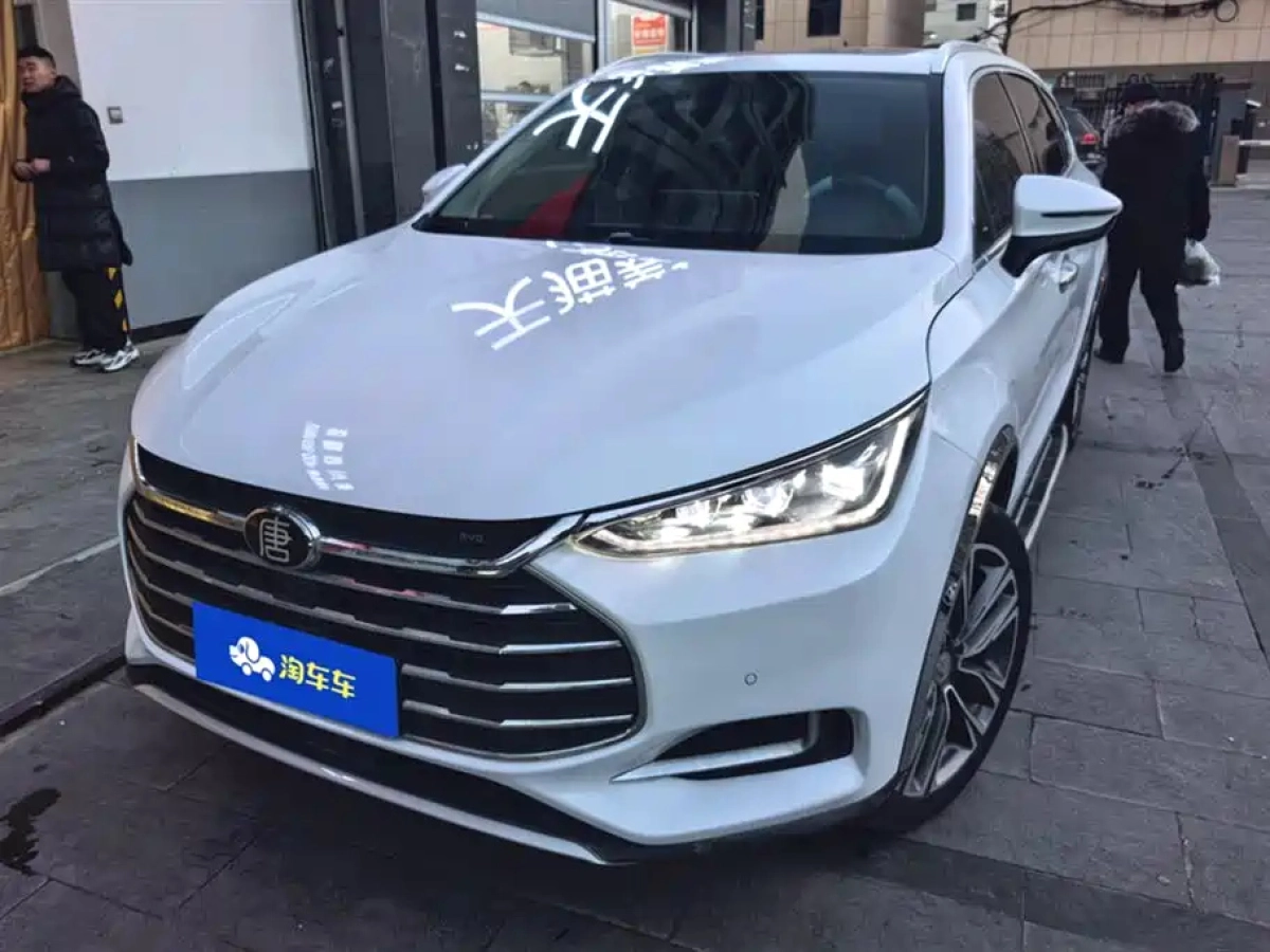 BYD TANG  2019