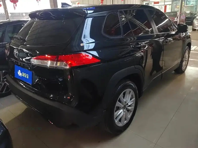 TOYOTA COROLLA CROSS