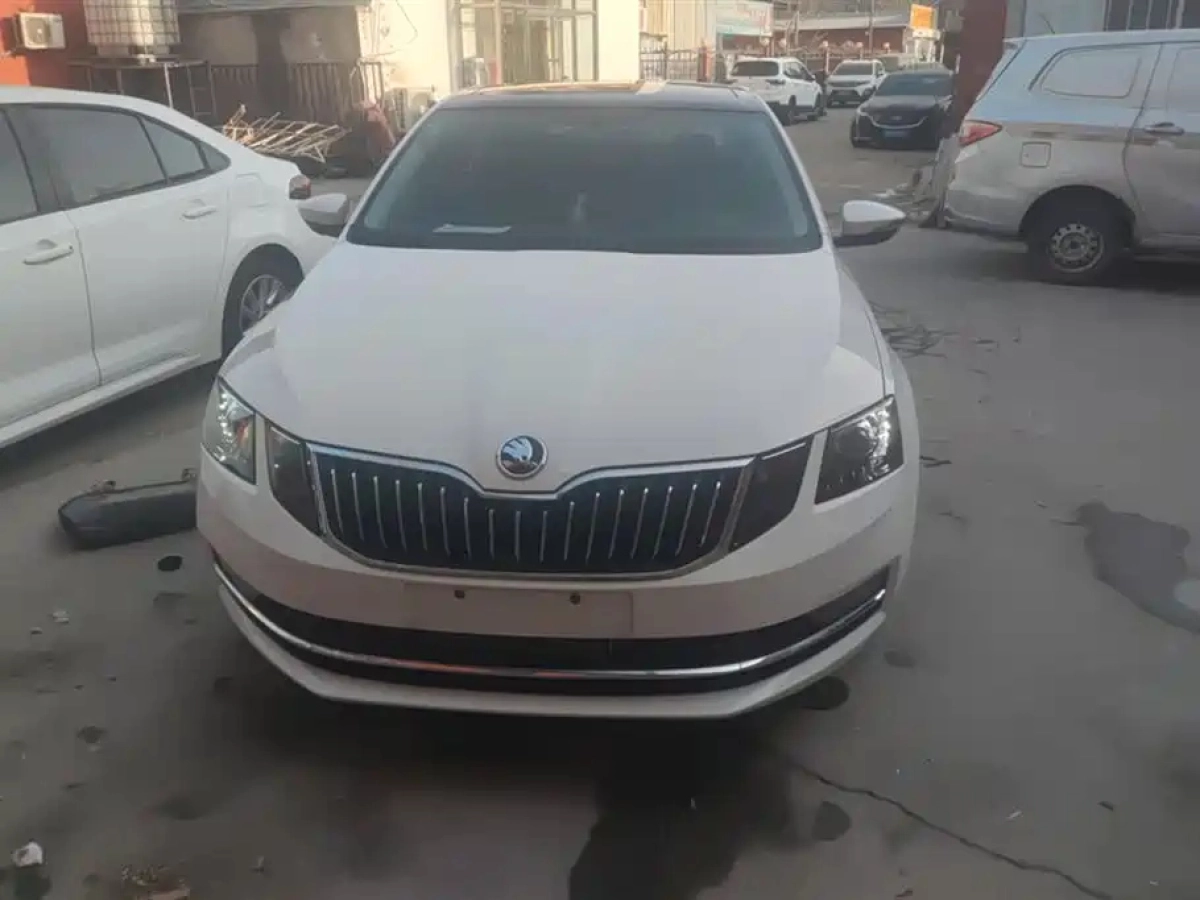 SKODA OCTAVIA