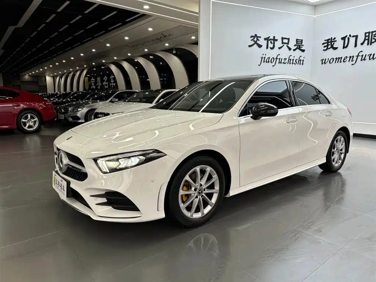 MERCEDES-BENZ A-CLASS  2021