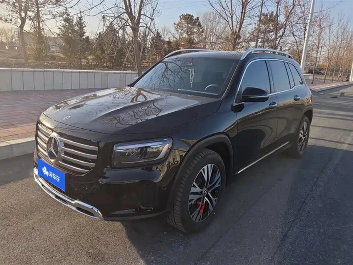 MERCEDES-BENZ GLB
