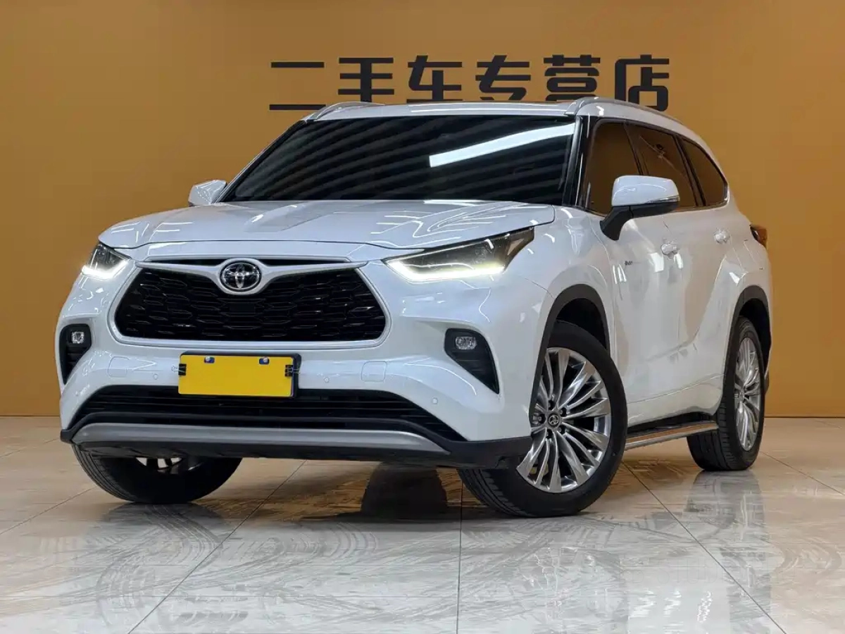 TOYOTA HIGHLANDER  2025