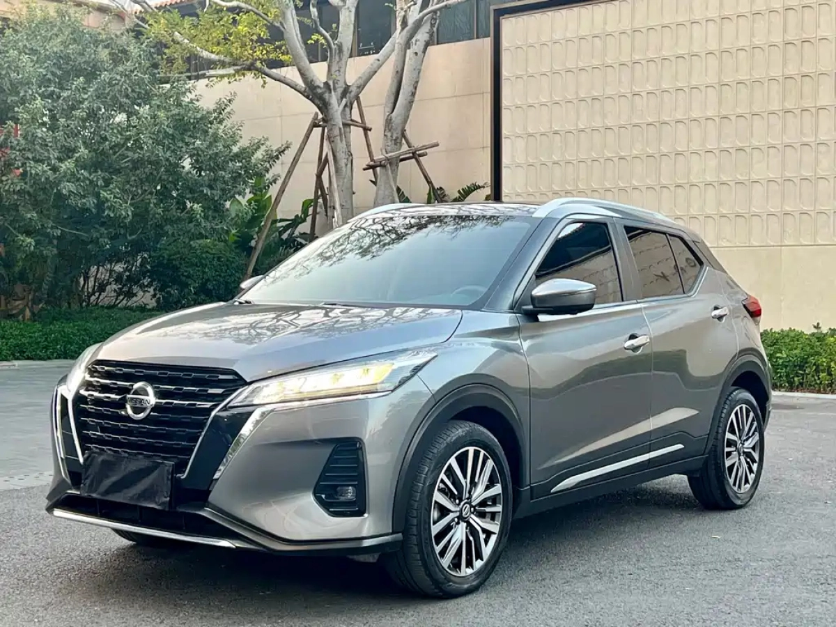 NISSAN KICKS