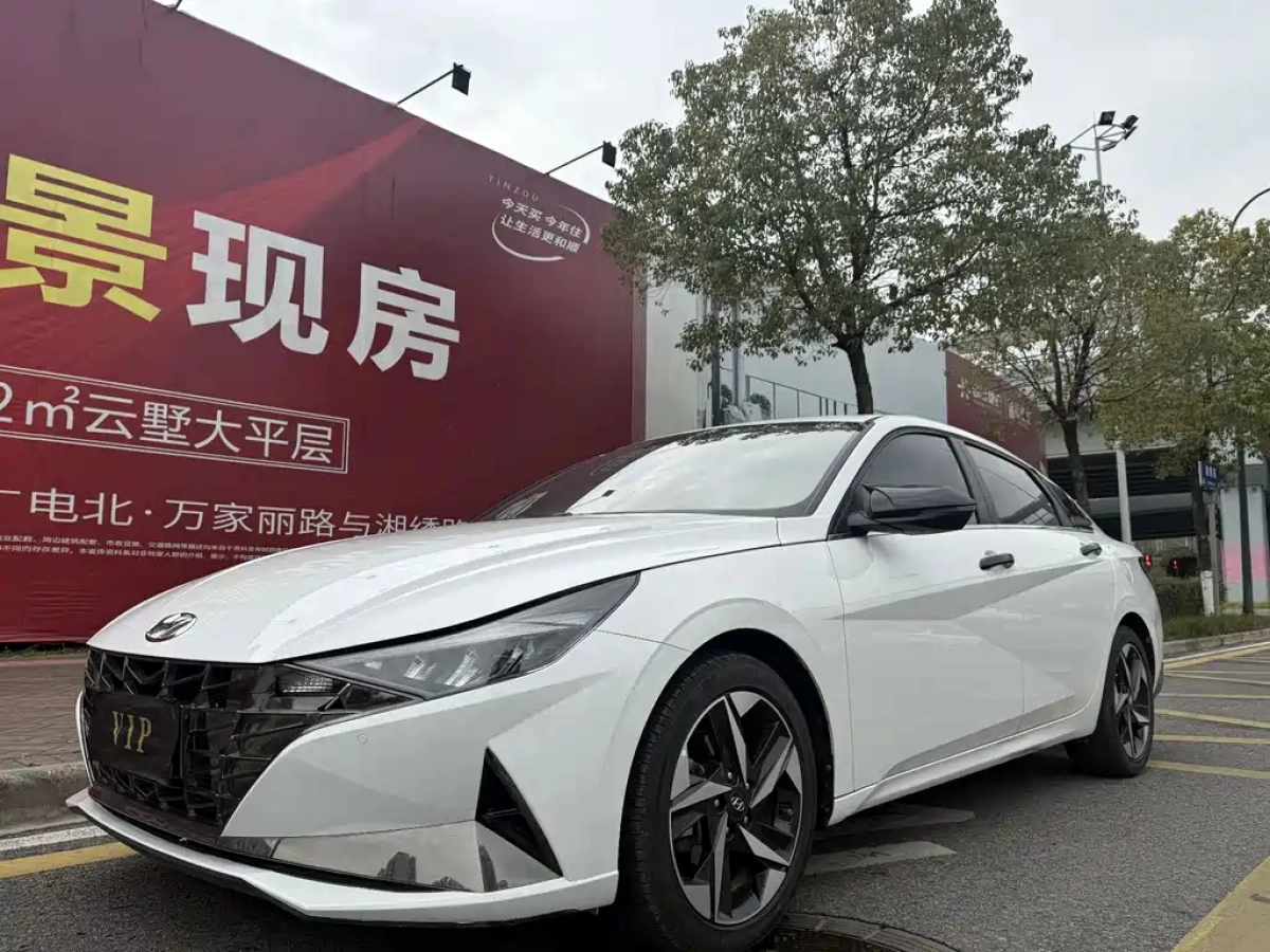 HYUNDAI ELANTRA  2021