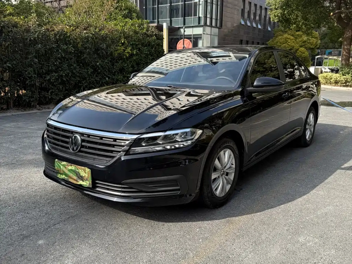 VOLKSWAGEN LAVIDA  2022