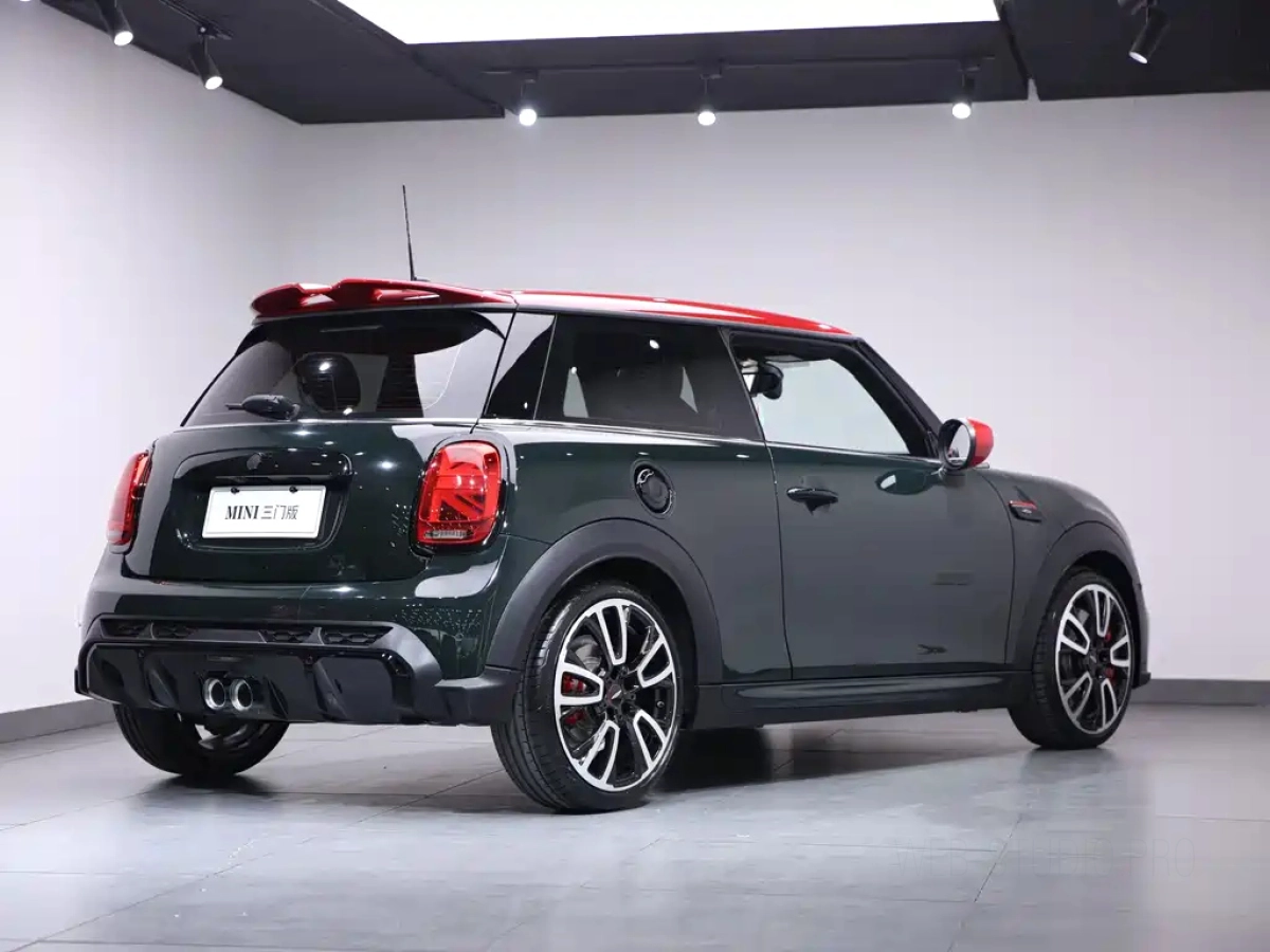 MINI JCW