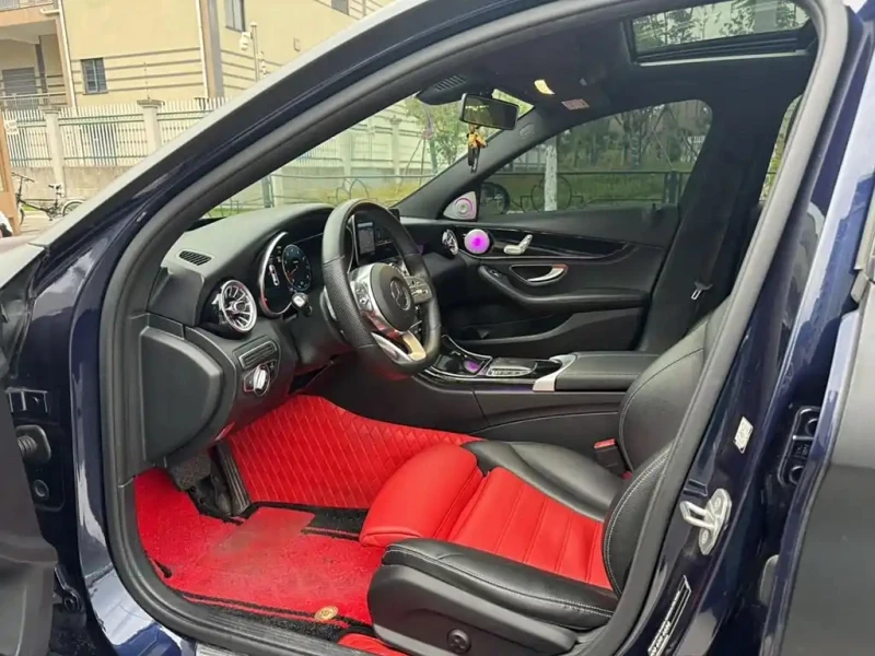 MERCEDES BENZ C-CLASS