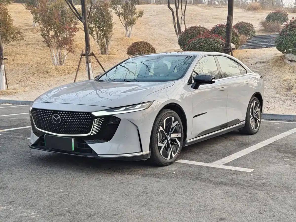 MAZDA EZ-6  2024