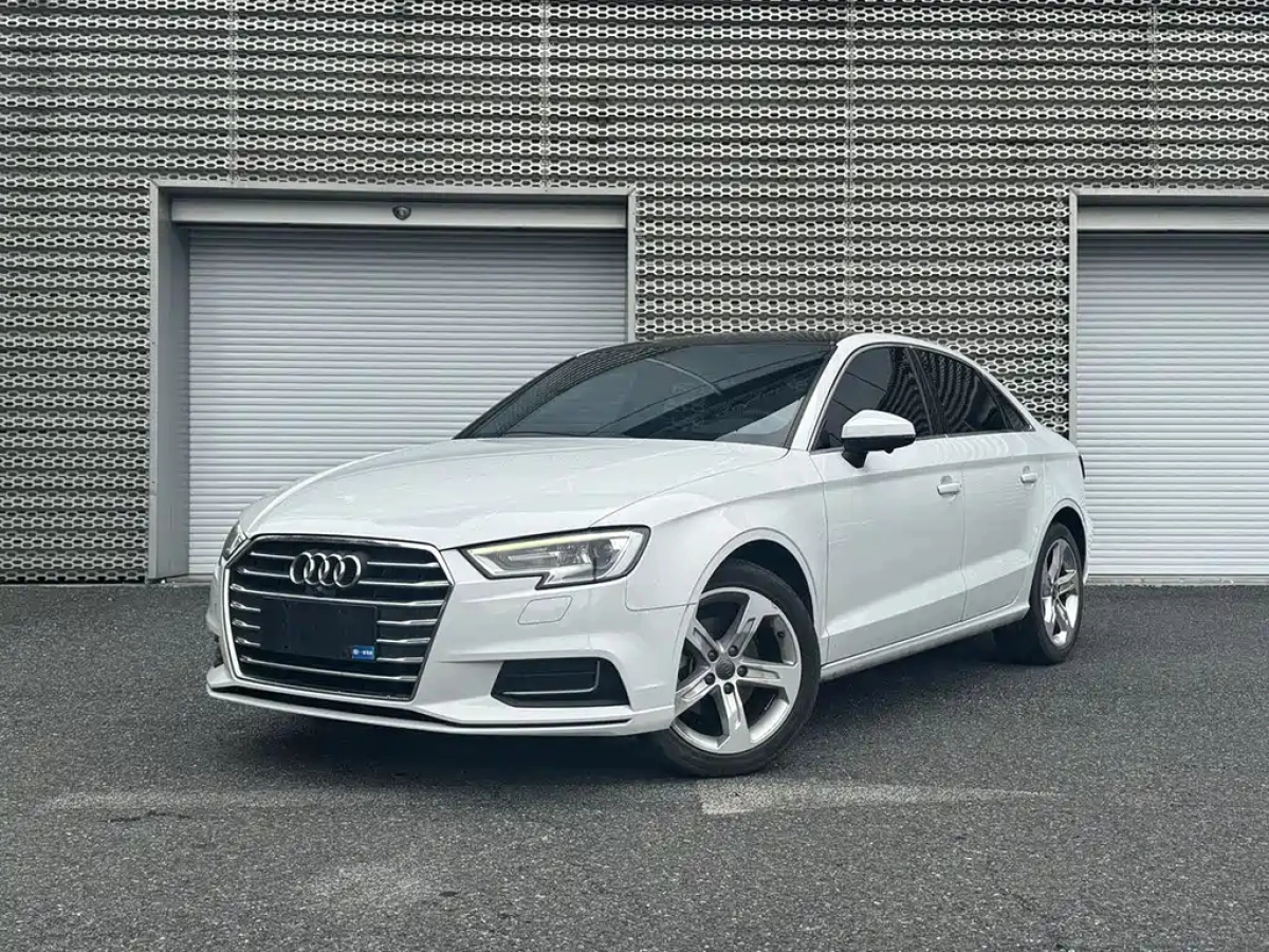 AUDI A3  2019