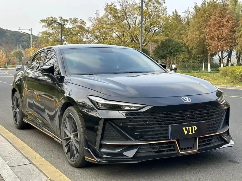 CHANGAN UNI-V