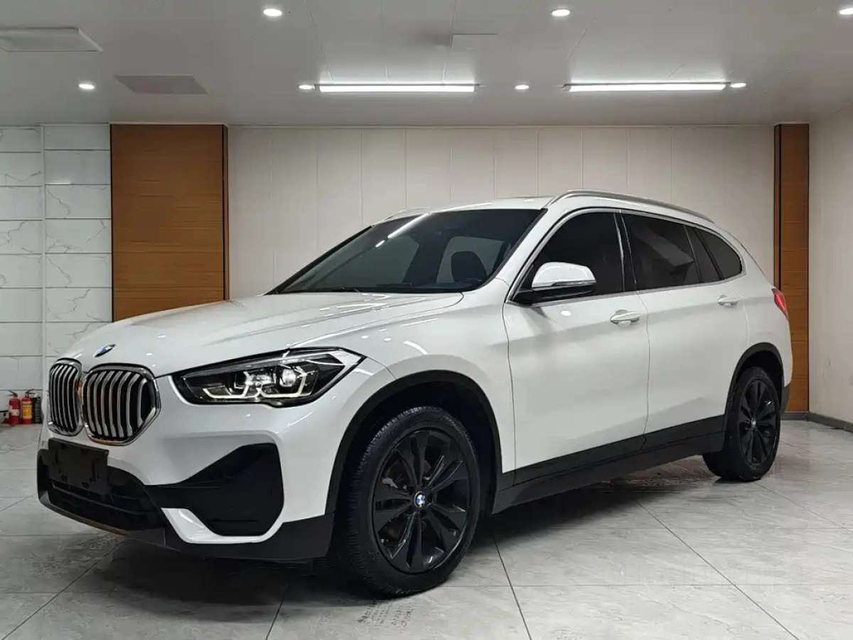 BMW X1  2021