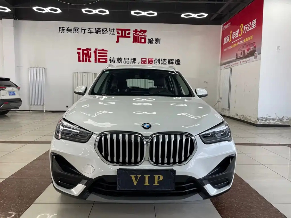 BMW X1  2021