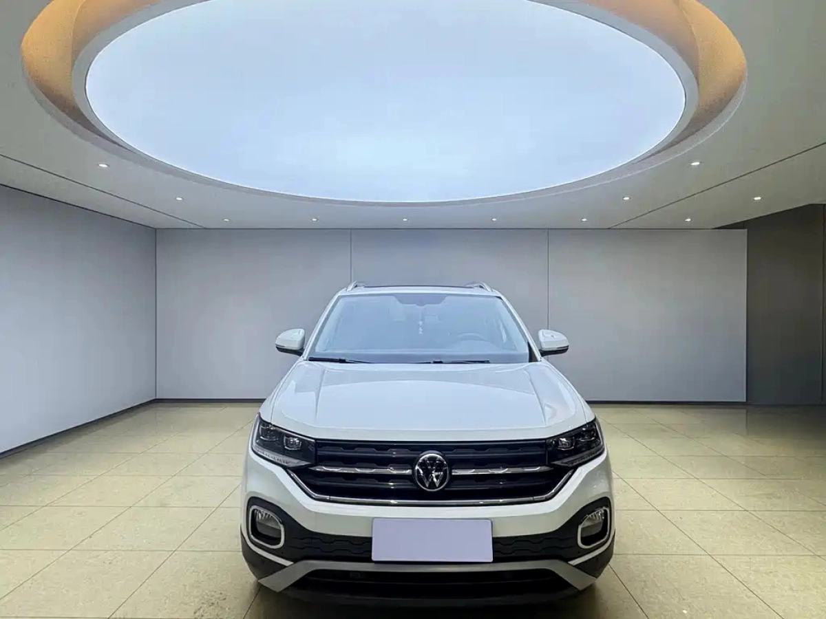VOLKSWAGEN TACQUA