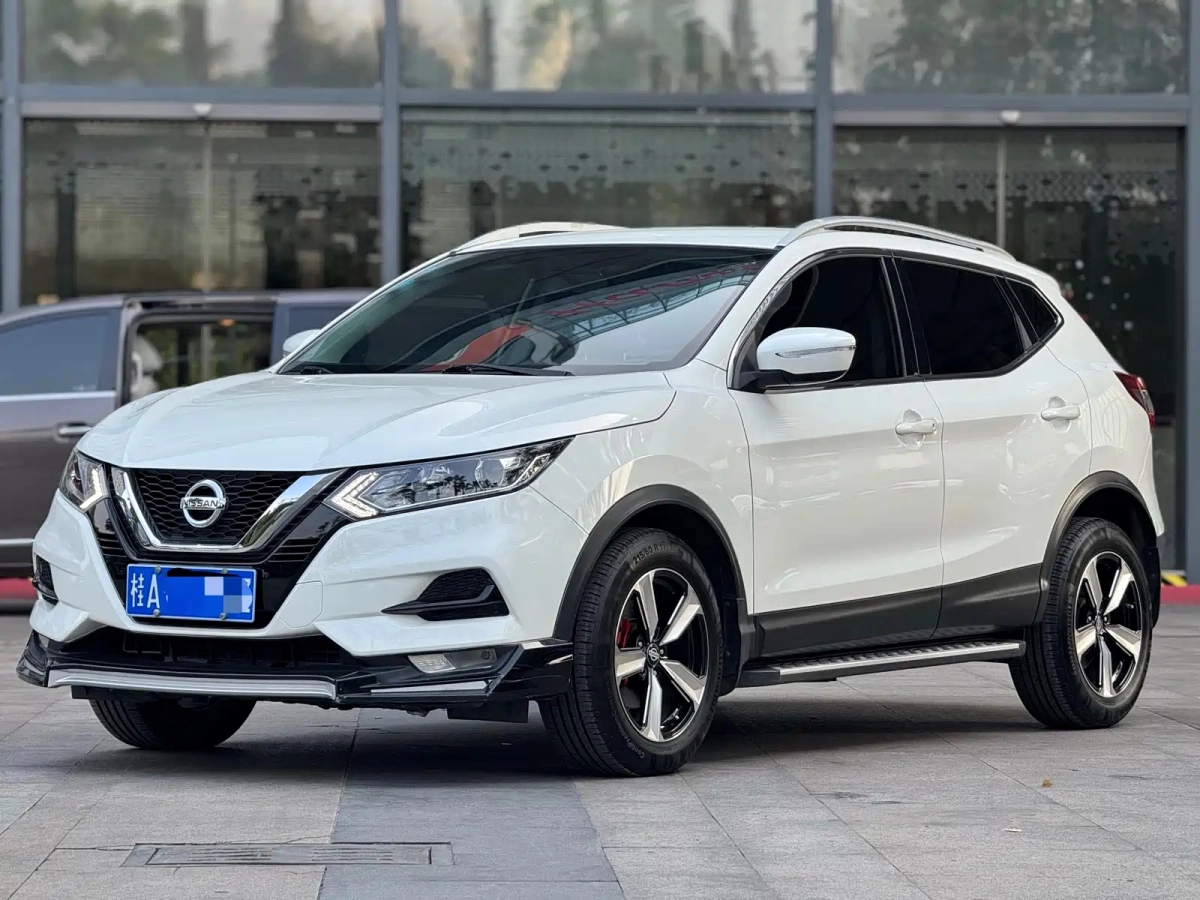 NISSAN QASHQAI  2020