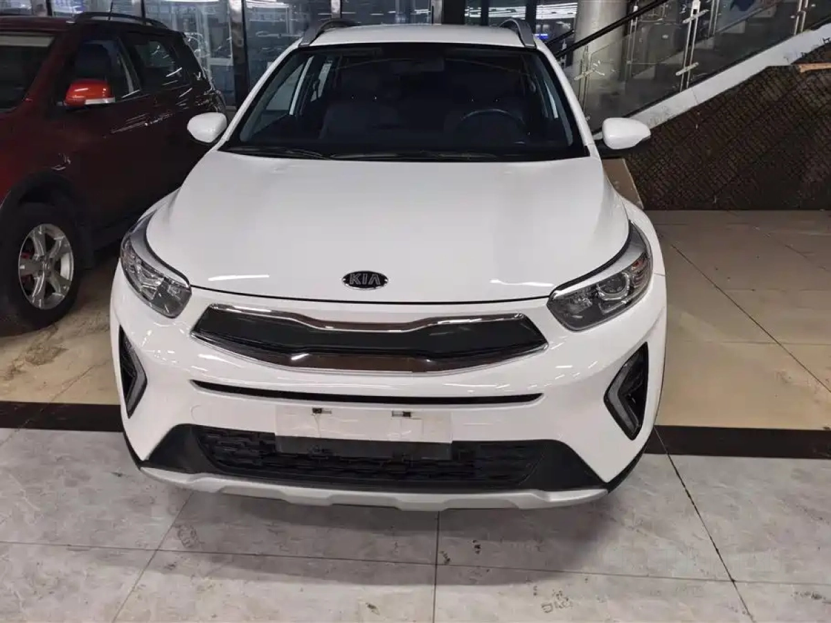 KIA KX1