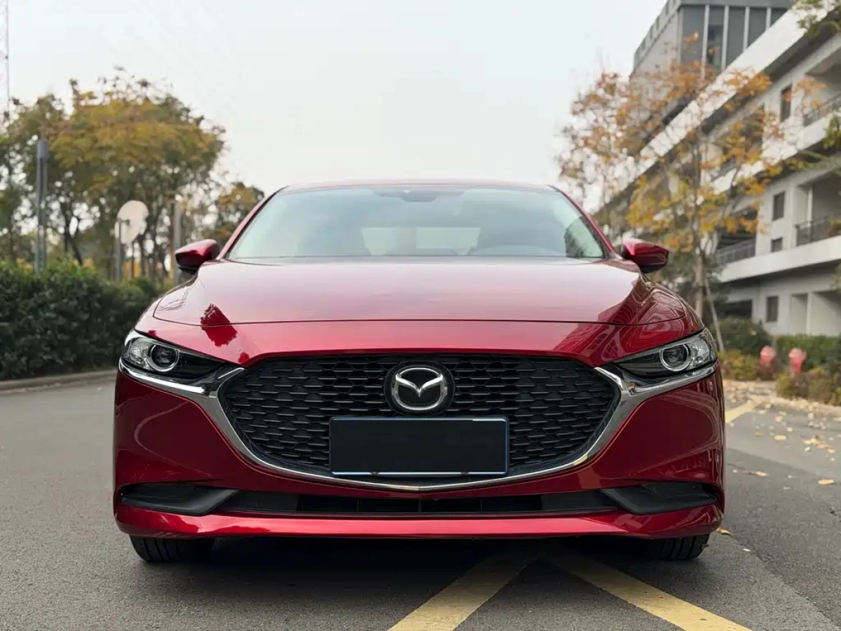 MAZDA 3 AXELA