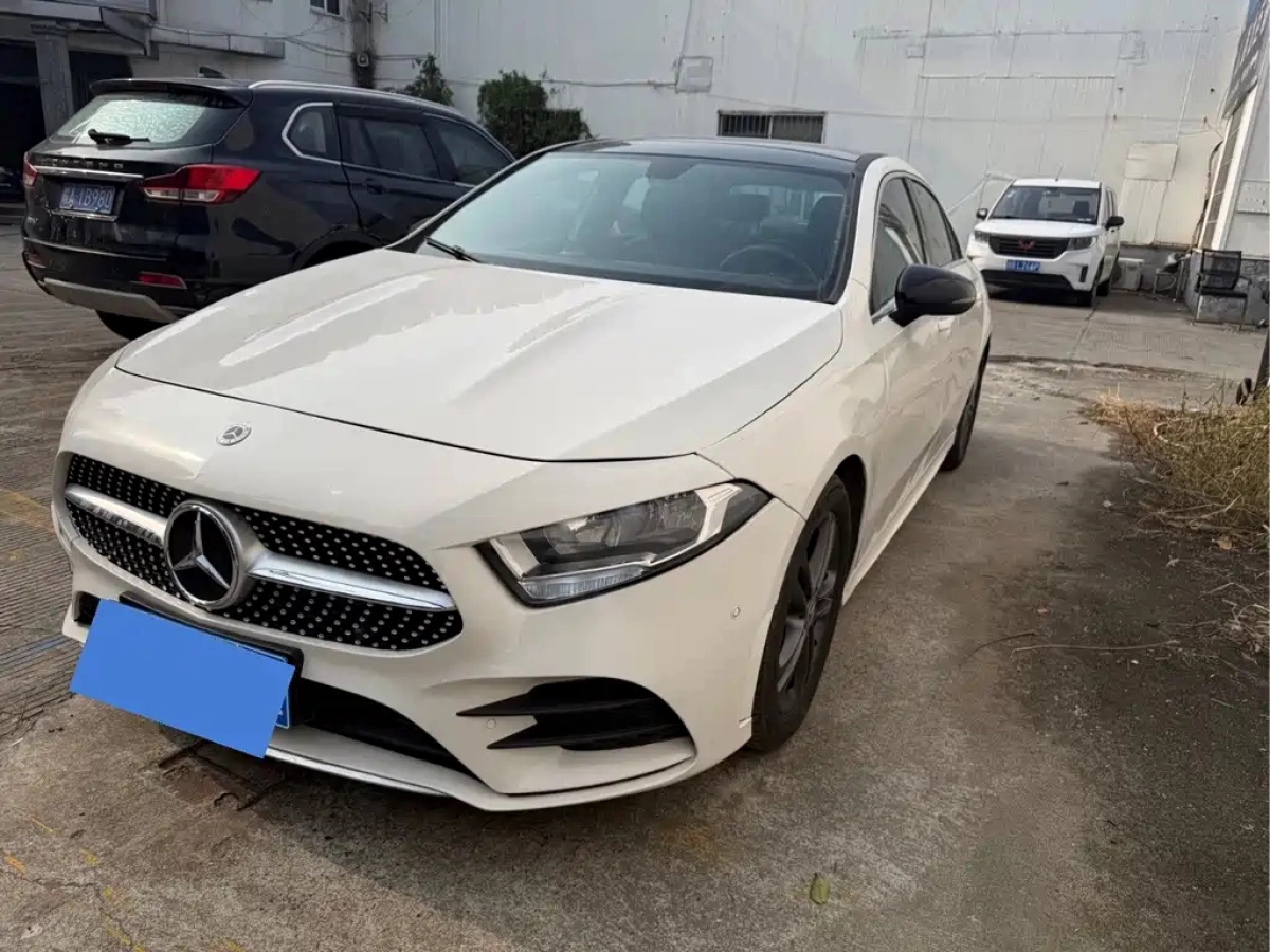 MERCEDES-BENZ A-CLASS  2021