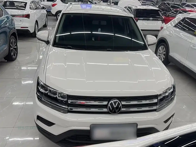 VOLKSWAGEN THARU