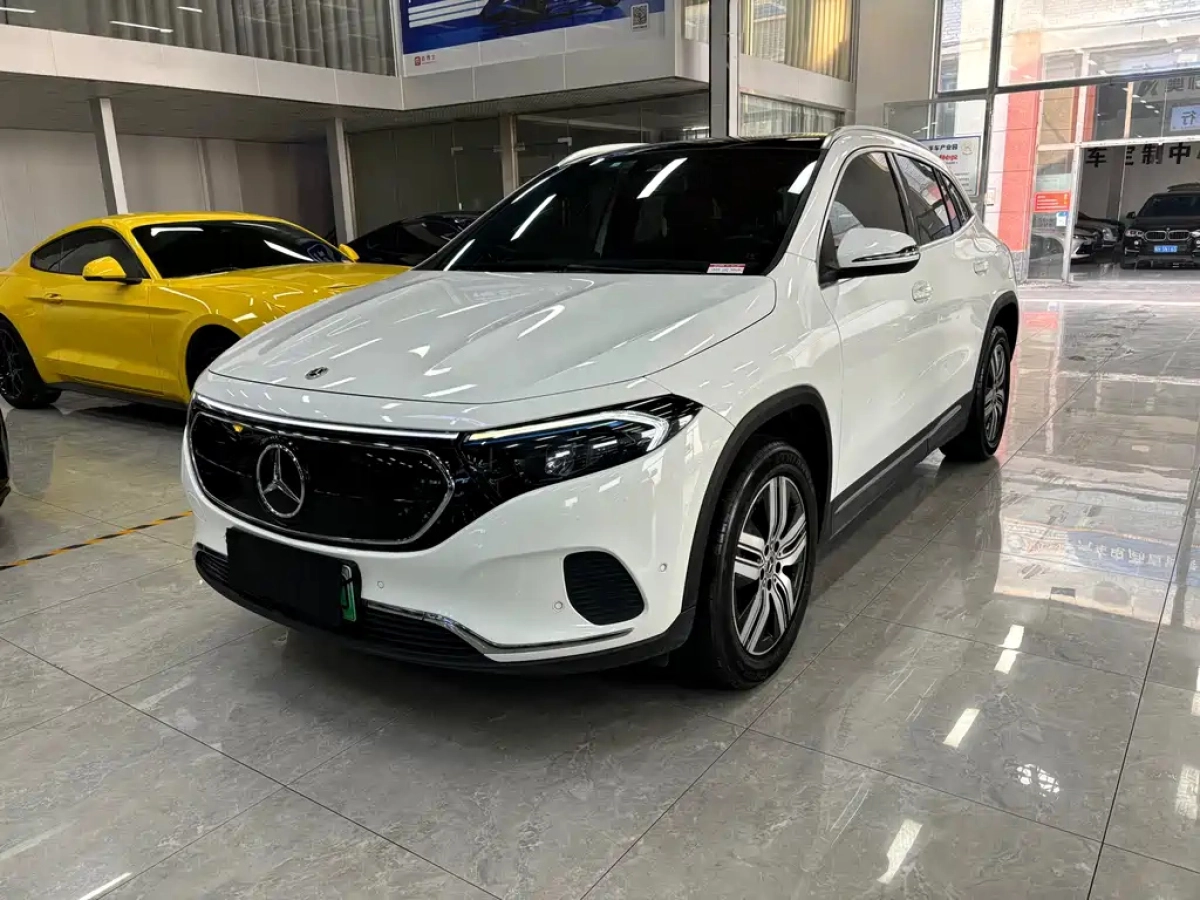 MERCEDES-BENZ EQA  2022