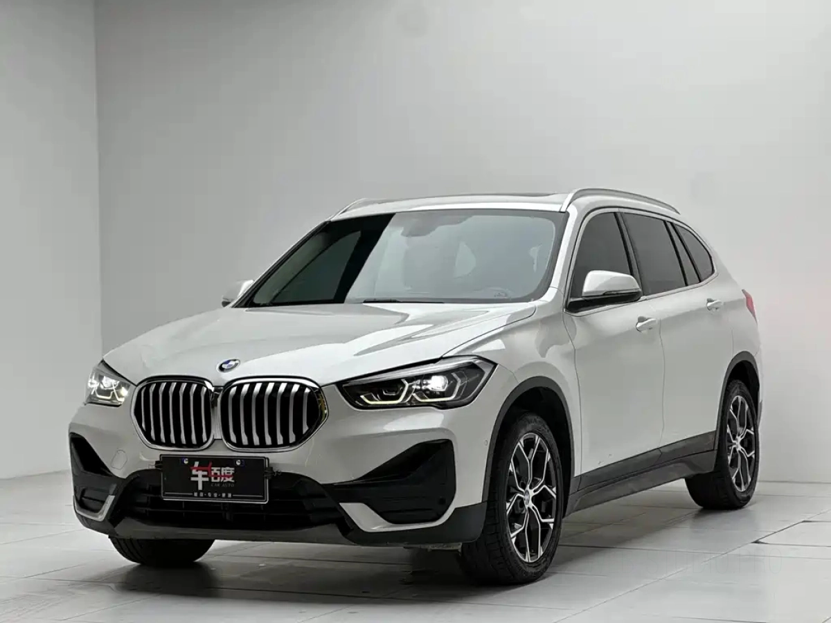 BMW X1  2020
