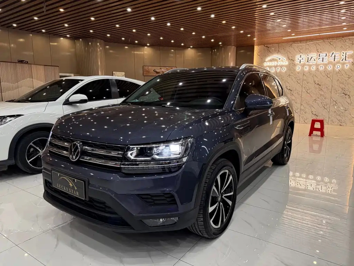 VOLKSWAGEN THARU  2023