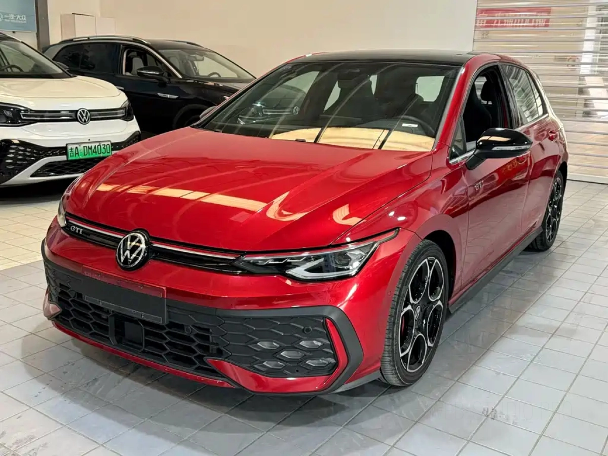 VOLKSWAGEN GOLF GTI  2026