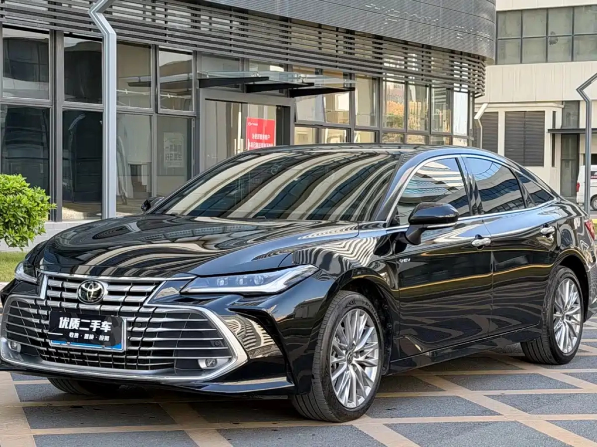 TOYOTA AVALON  2024