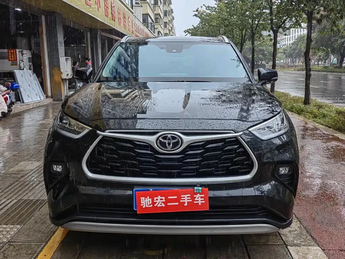 TOYOTA HIGHLANDER  2024