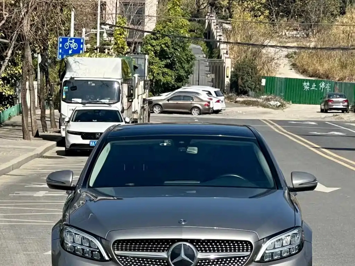 MERCEDES-BENZ C-CLASS