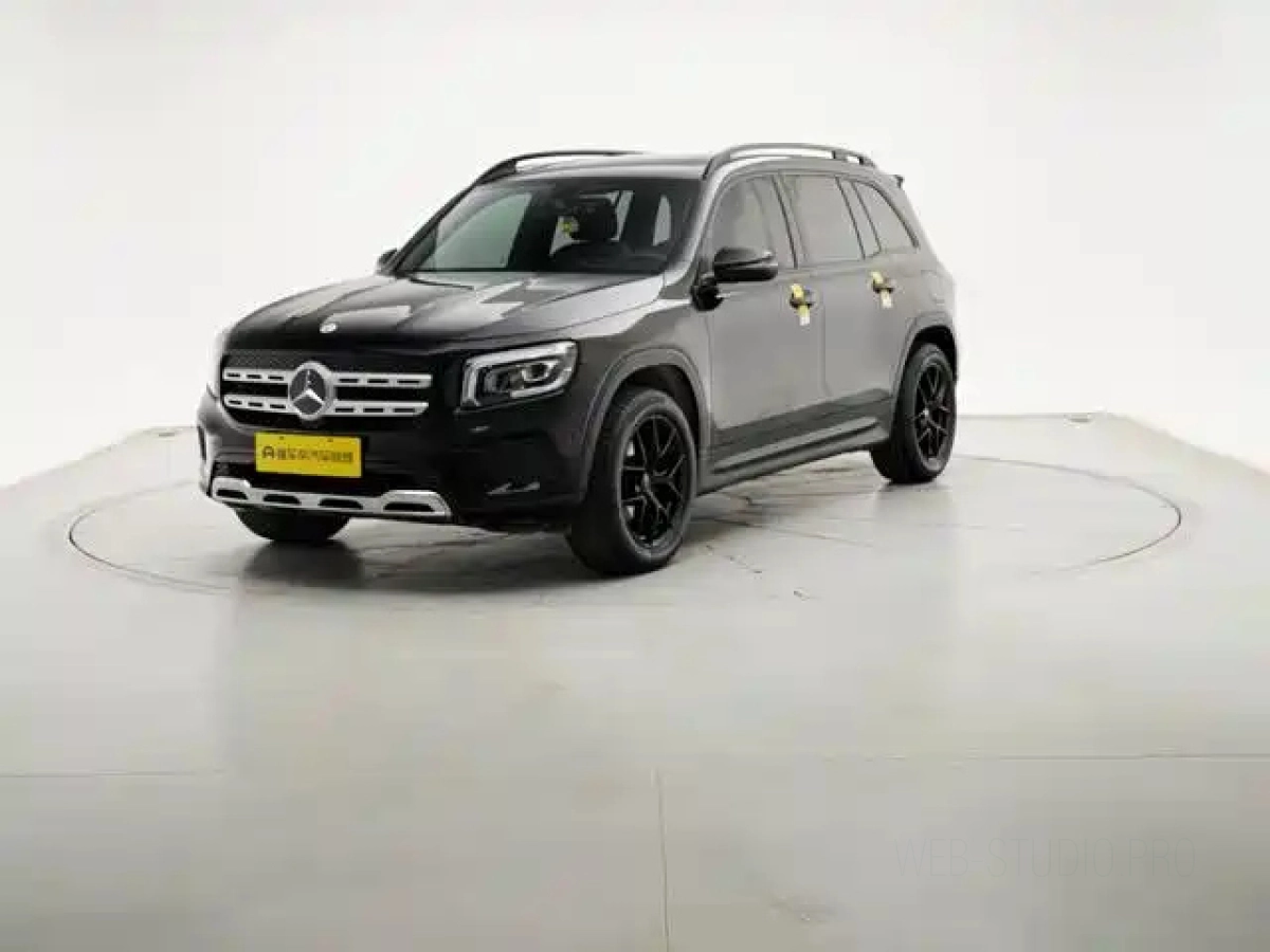 MERCEDES-BENZ GLB  2021