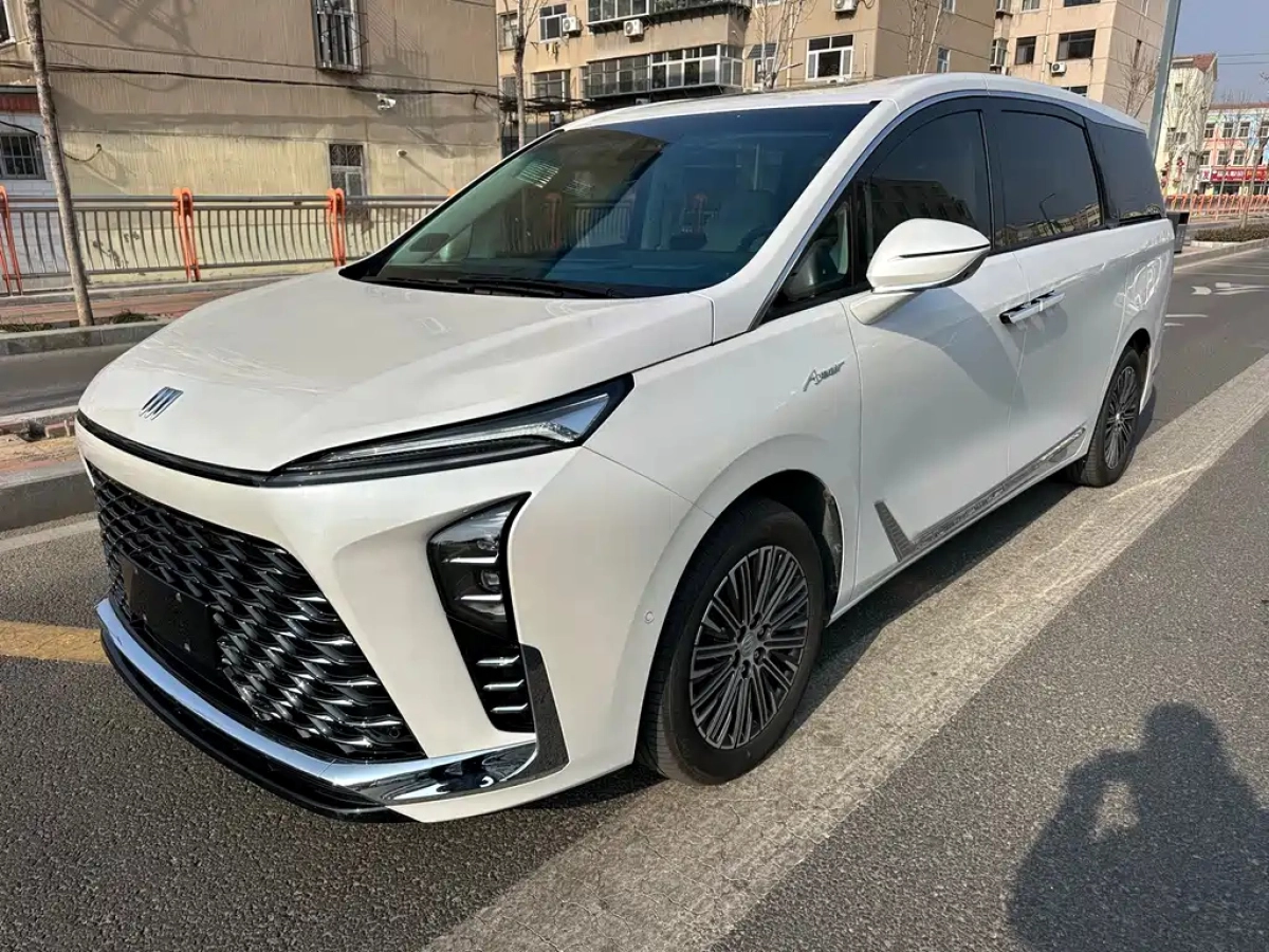 BUICK GL8 NEW ENERGY  2025