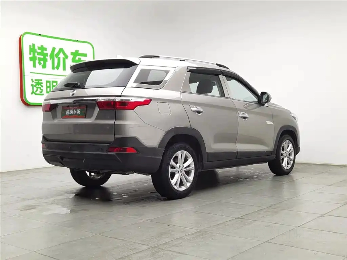 DONGFENG FENGGUANG S560