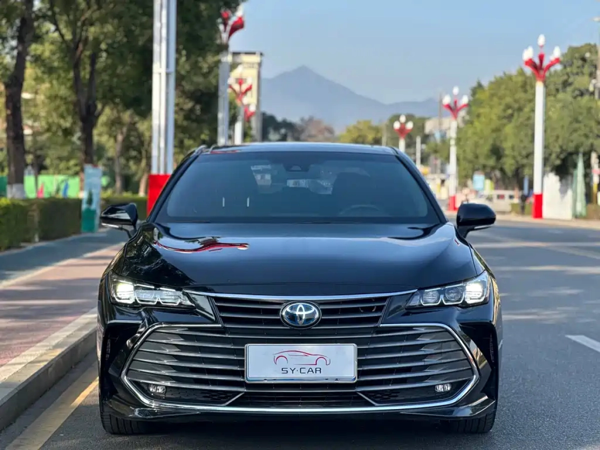 TOYOTA AVALON