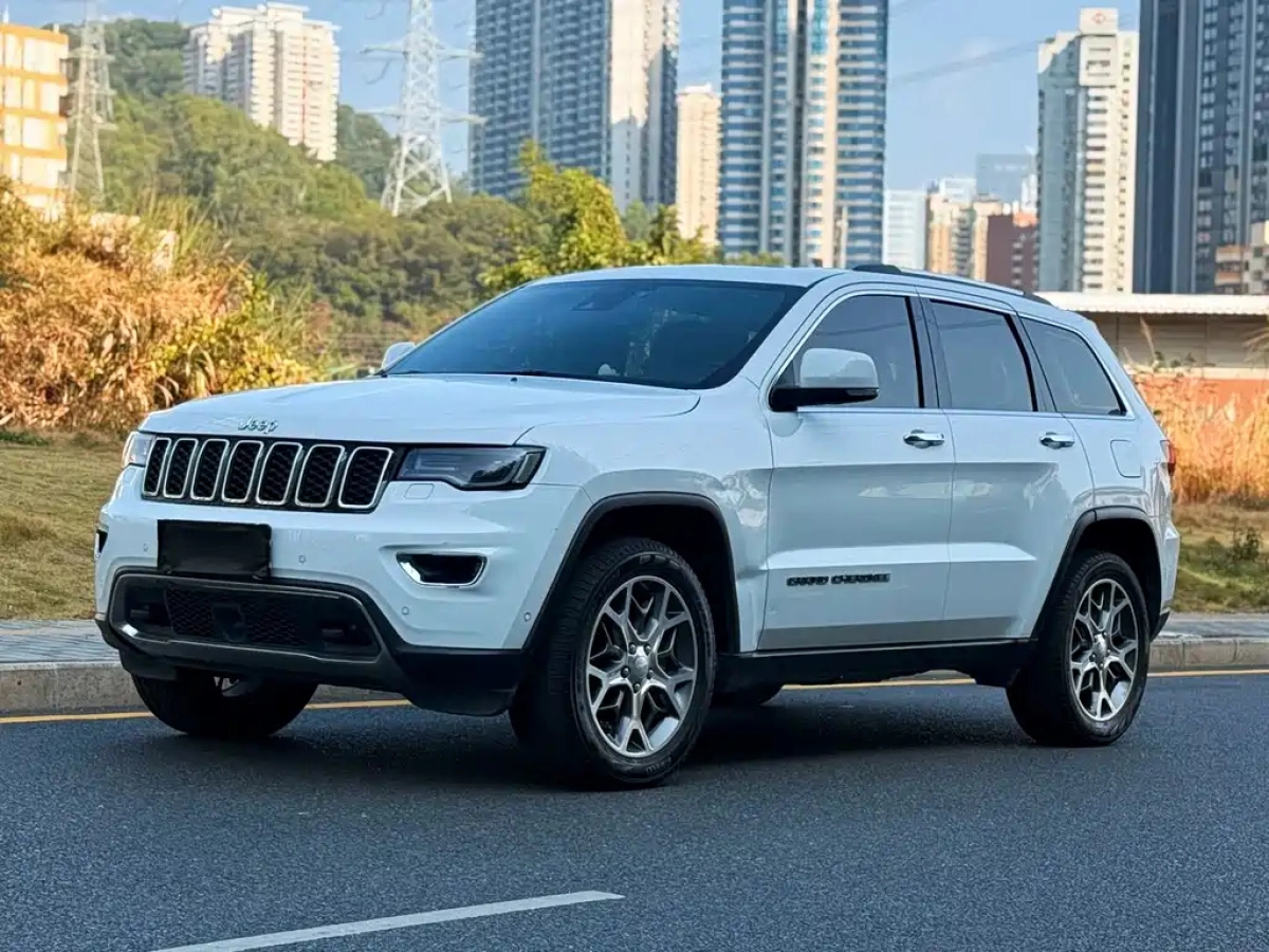 JEEP GRAND CHEROKEE  2023