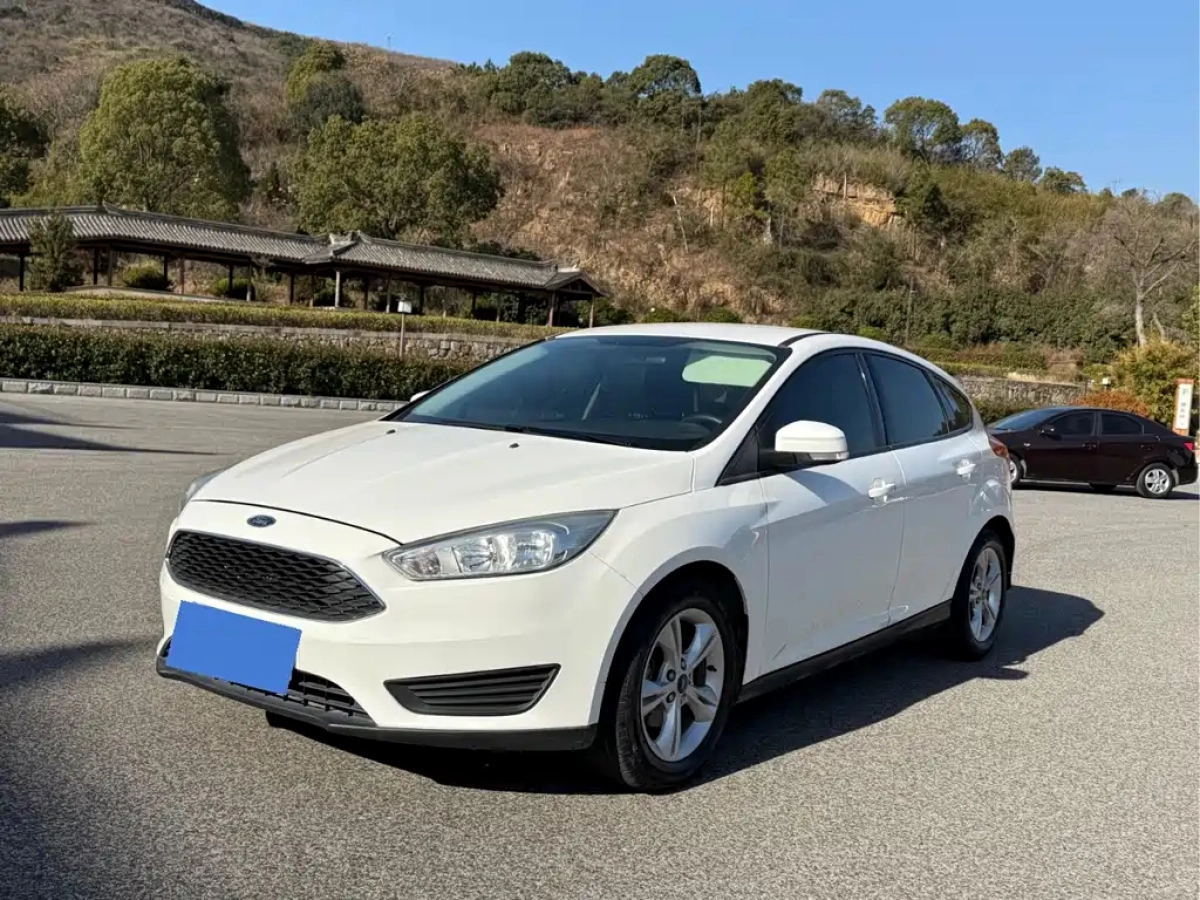 FORD FOCUS  2019