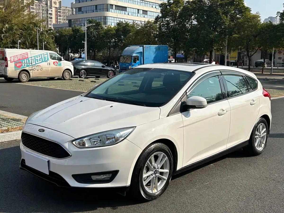 FORD FOCUS  2019