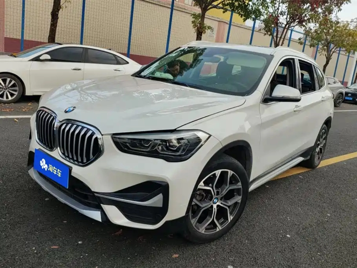 BMW X1  2021