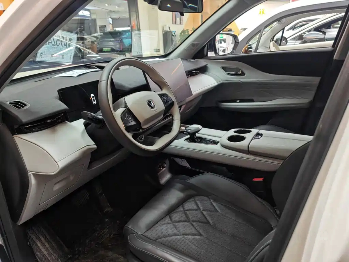 CHANGAN UNI-Z NEW ENERGY