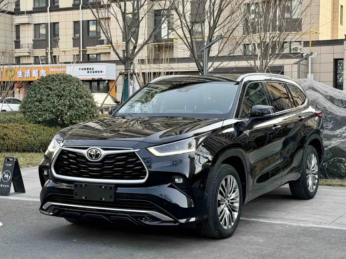 TOYOTA HIGHLANDER  2023