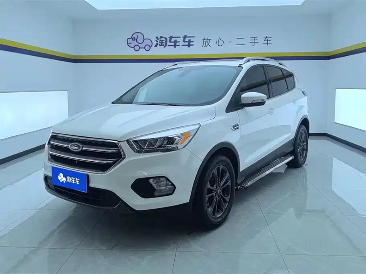 FORD KUGA  2021
