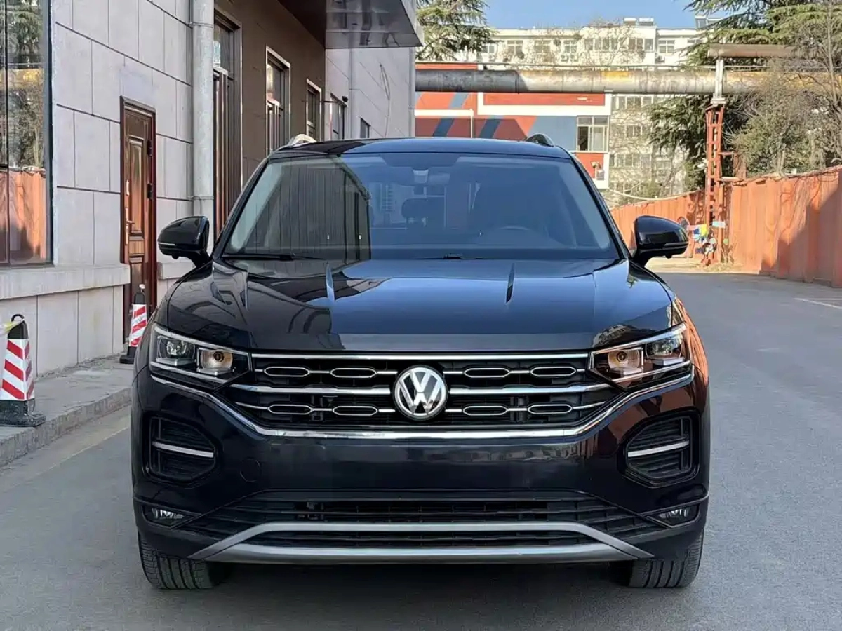 VOLKSWAGEN TAYRON