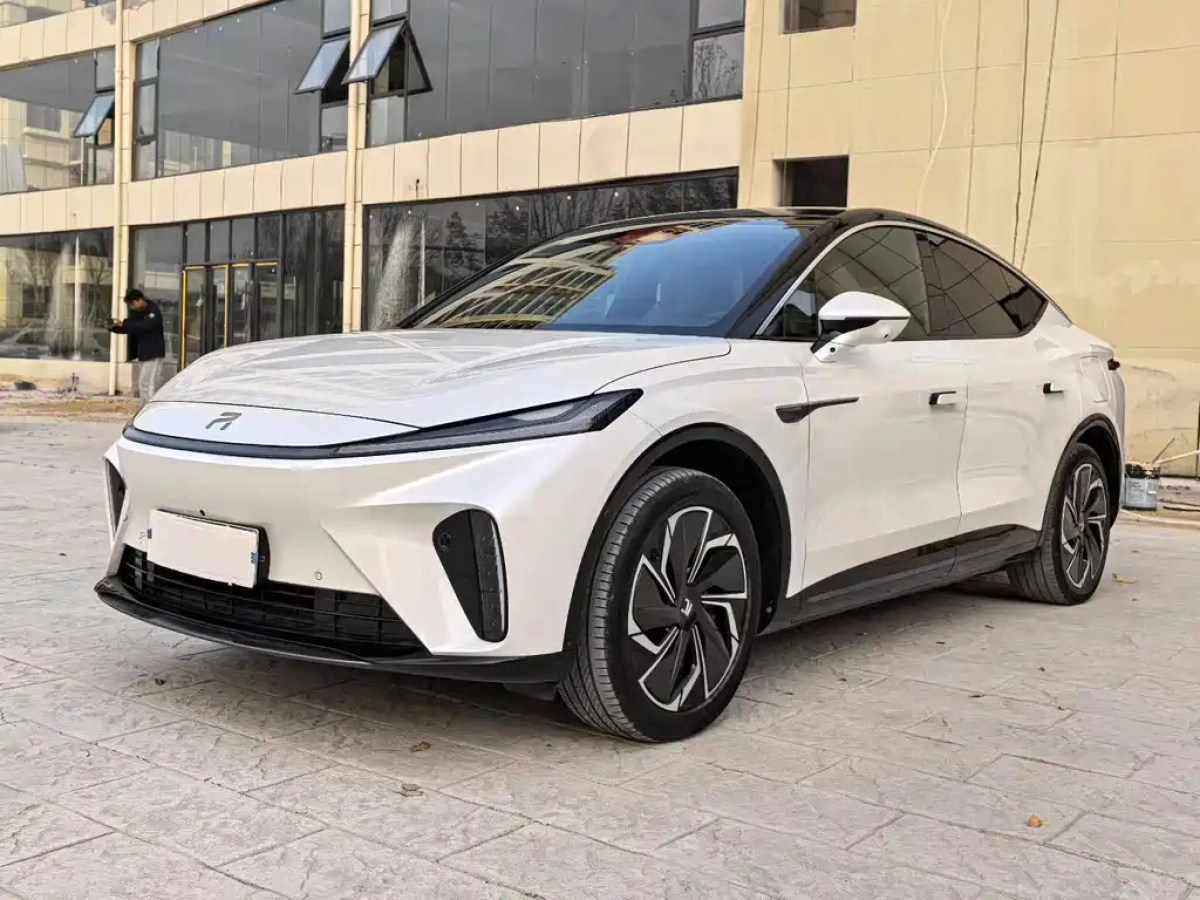 RISING AUTO R7  2023