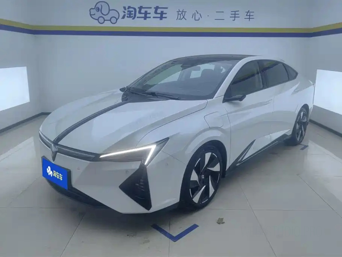 LINGXI L  2024