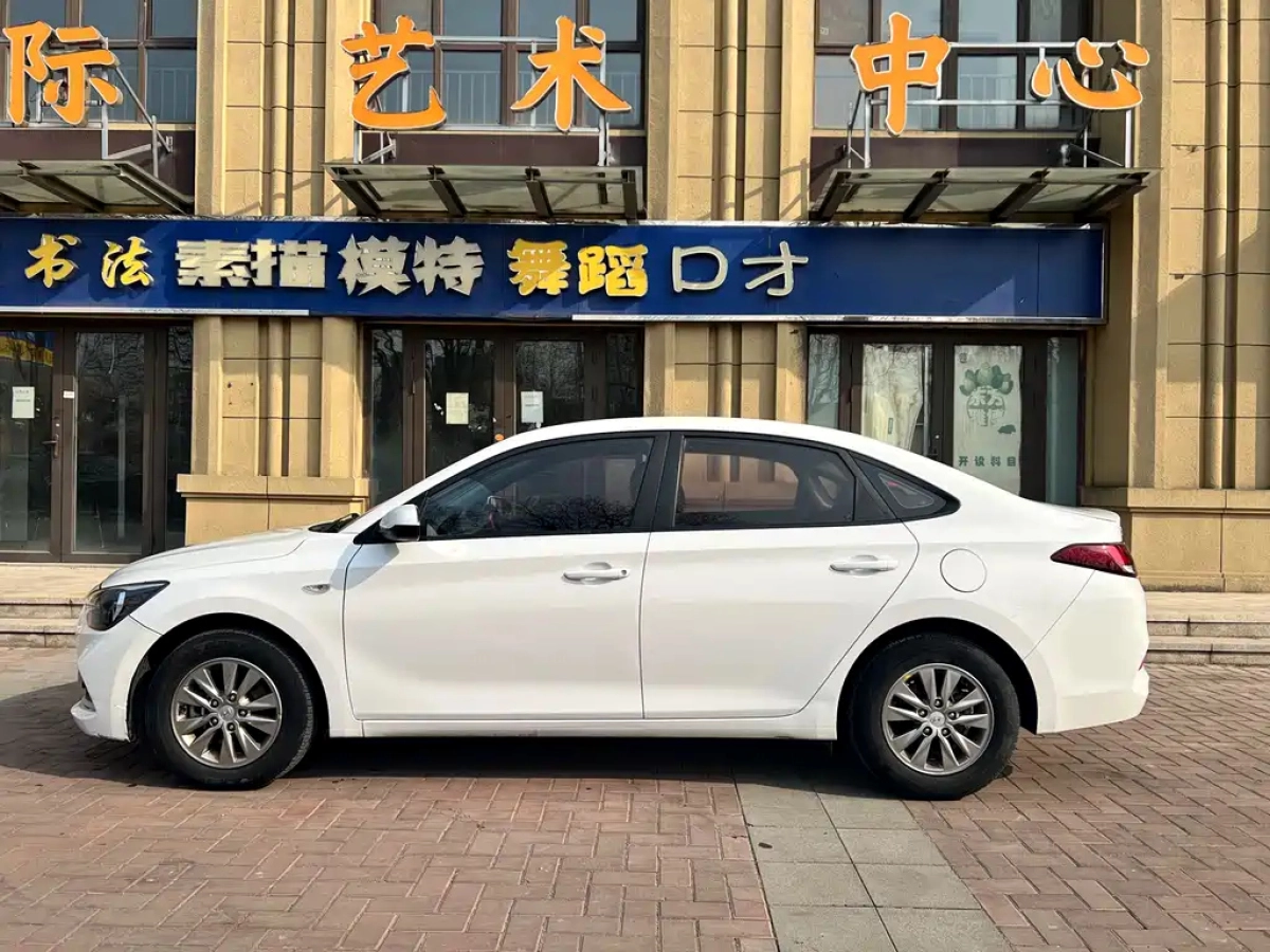 HYUNDAI ELANTRA YUEDONG