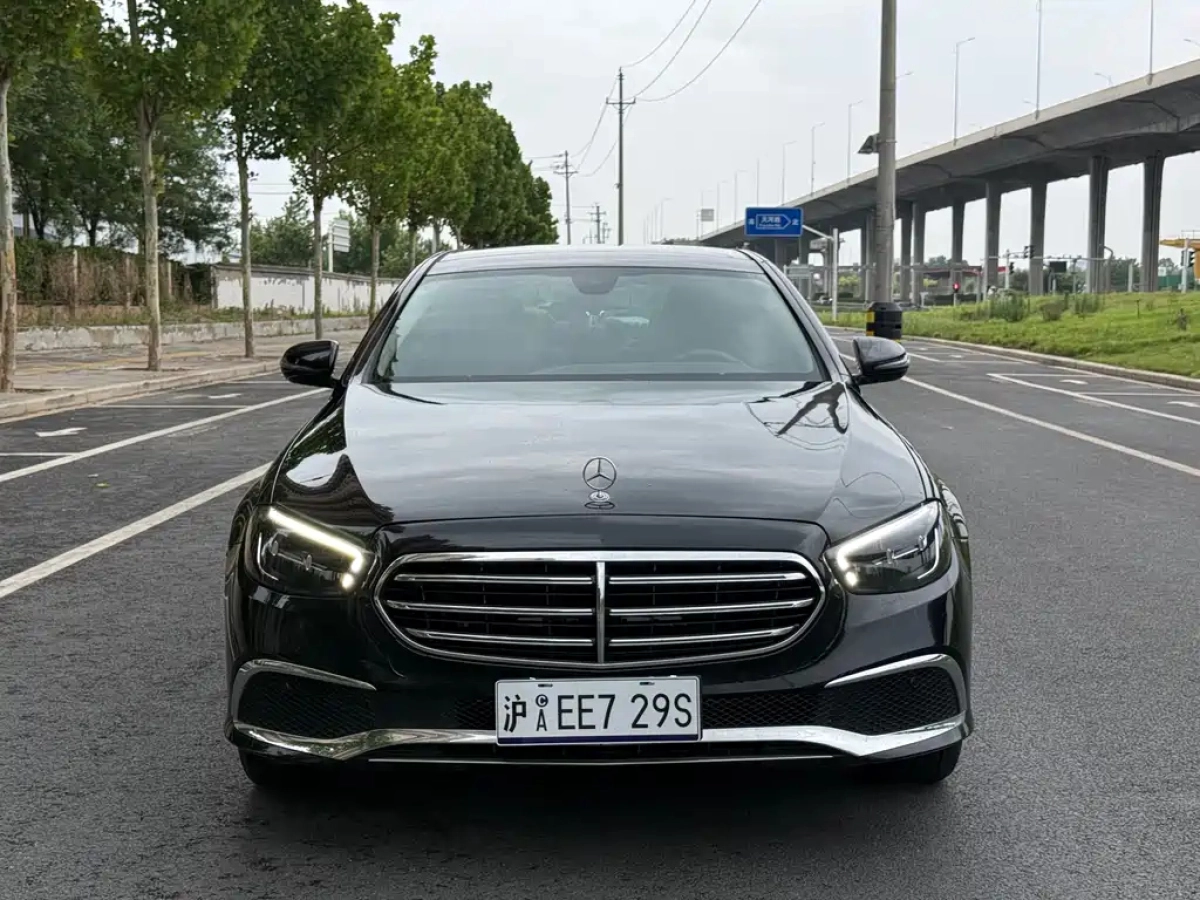 MERCEDES-BENZ E-CLASS