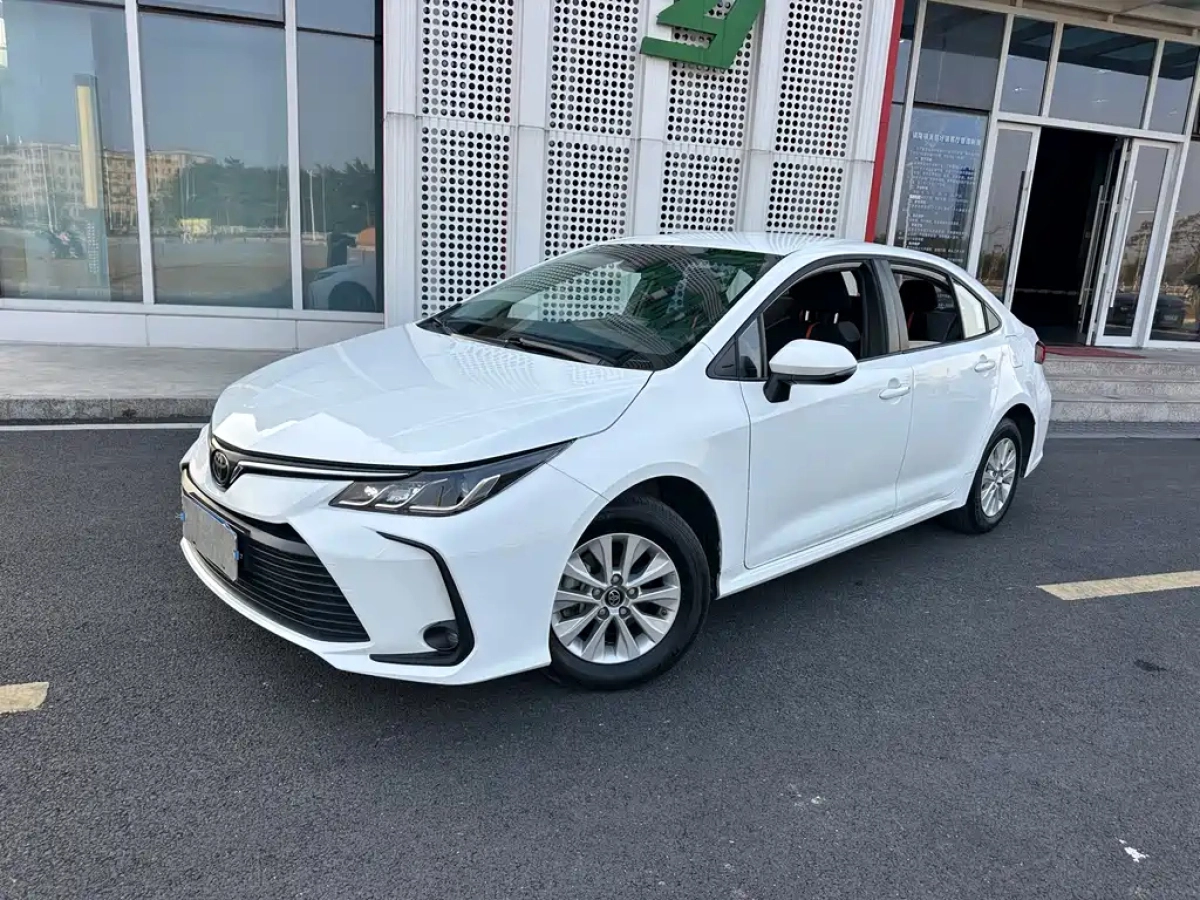 TOYOTA COROLLA  2023