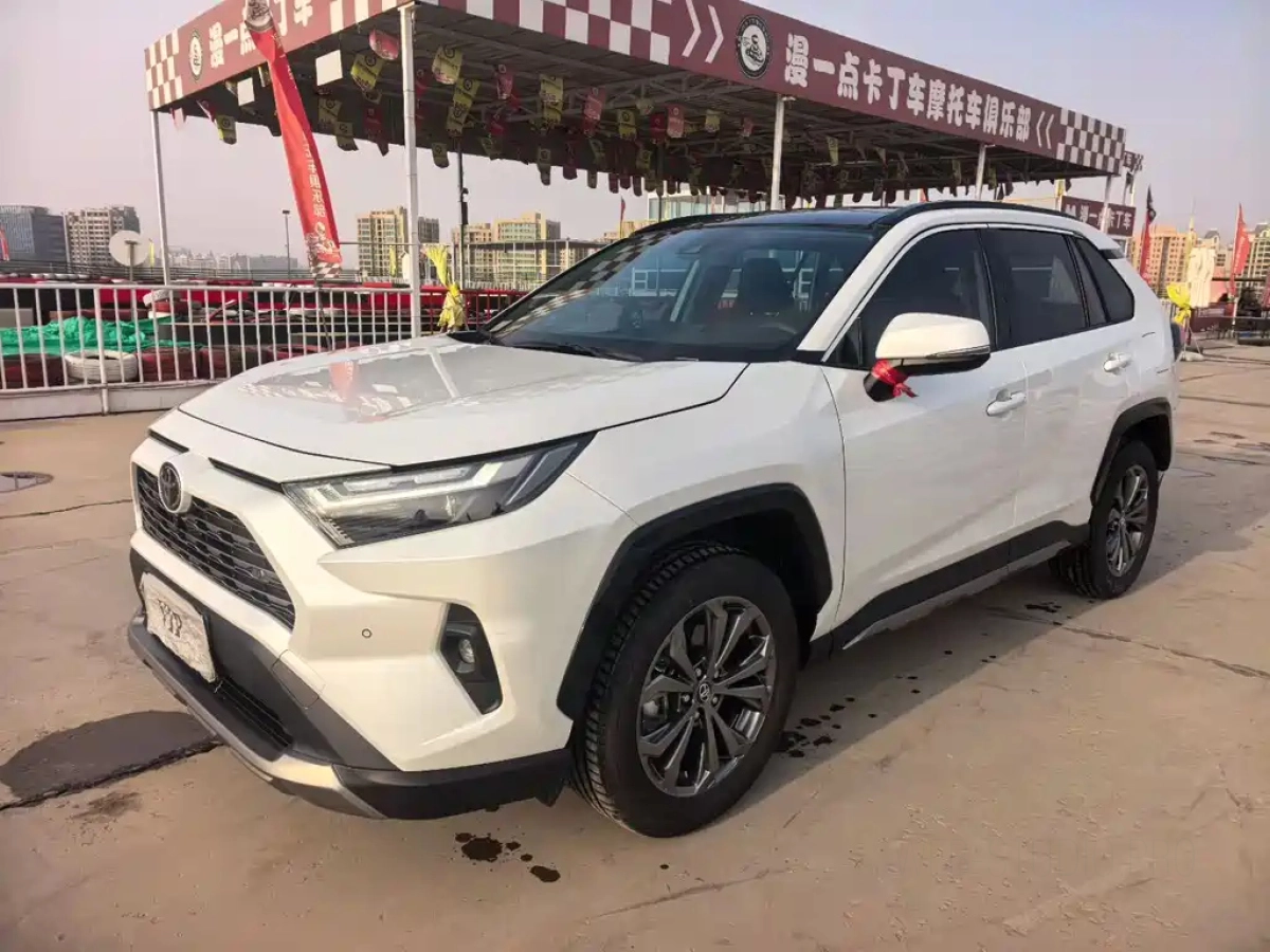 TOYOTA RAV4